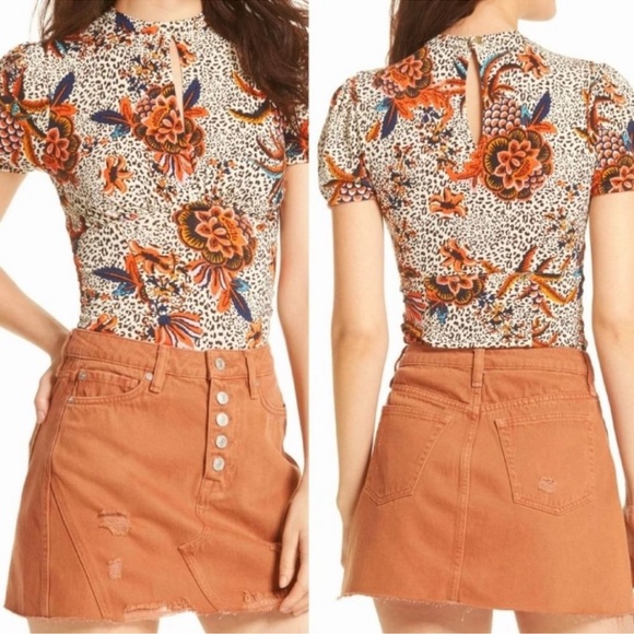 Free People Hear Me Roar Top in Neutral Top - Picture 1 of 14